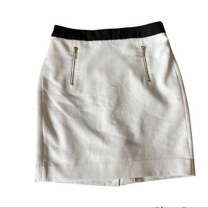 Forever 21 white pencil skirt with black band size small